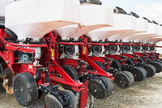 Enhancing Harvest Efficiency with Innovative Farm Equipment Solutions